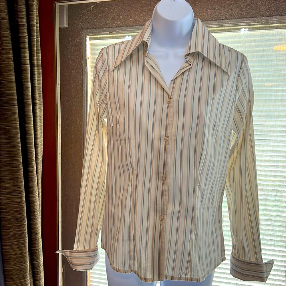 B.Moss Blouse